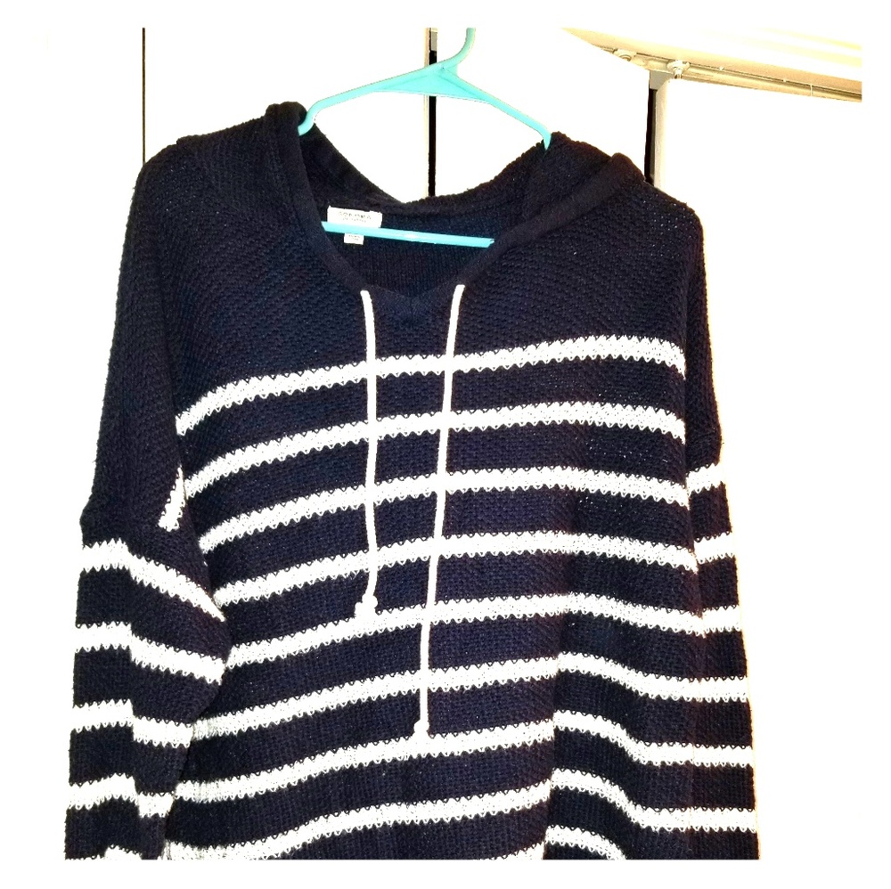Sweater with hood